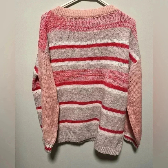 Women’s Haptics oversized sweater size medium - Picture 3 of 3